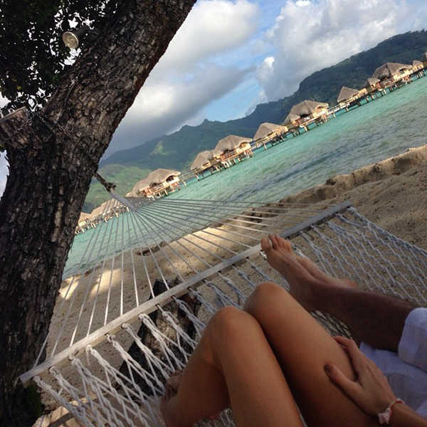 @giulianarancic: Thankful for this moment. #thanksgiving #tahiti #paradise